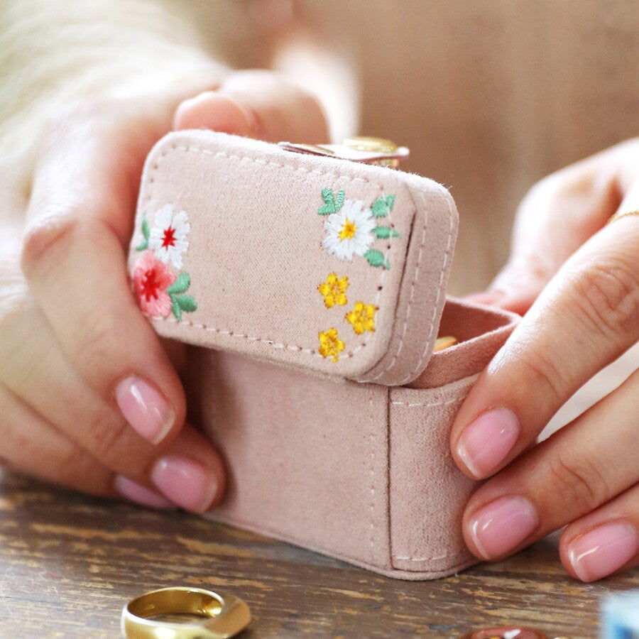 Embroidered Flower Petite Velvet Travel Ring Box