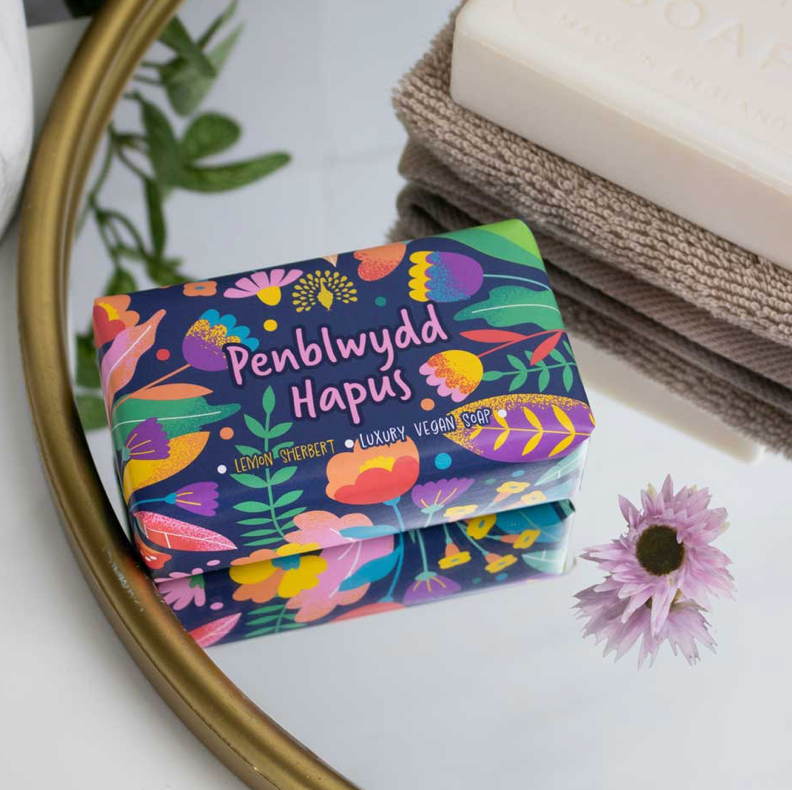 Welsh penblwydd hapus soap