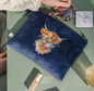 Highland cow pouch daisy coo
