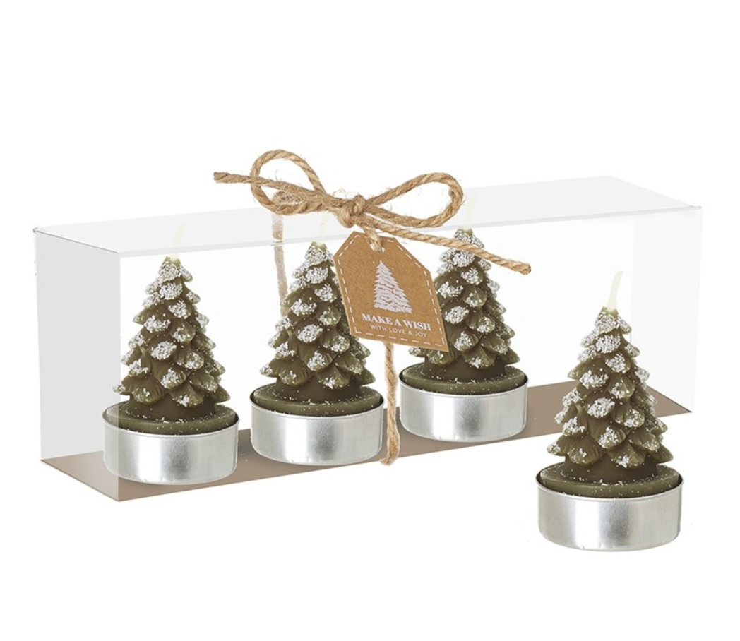 Set green tree t lights candles