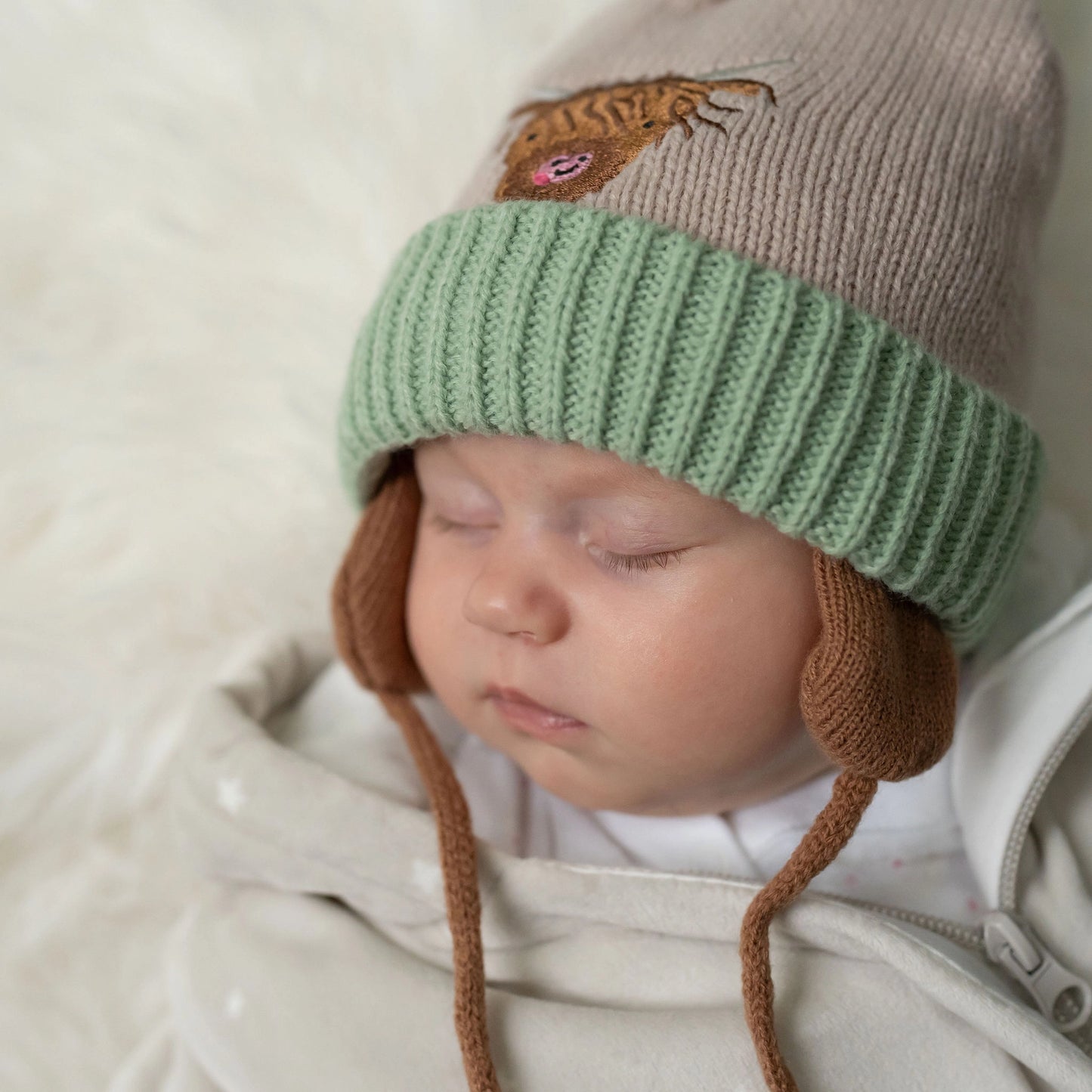 Highland Cow Wooly Hat & Mittens 0-12 Months