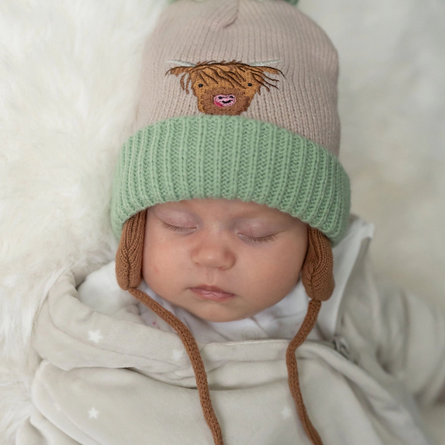 Highland Cow Wooly Hat & Mittens 12-24 Months